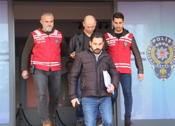 Site yöneticisini öldürüp, akaryakıt istasyonuna mesaiye gitmiş