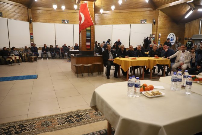 Cihanbeyli'de Başkan Kale, vatandaşlarla buluştu