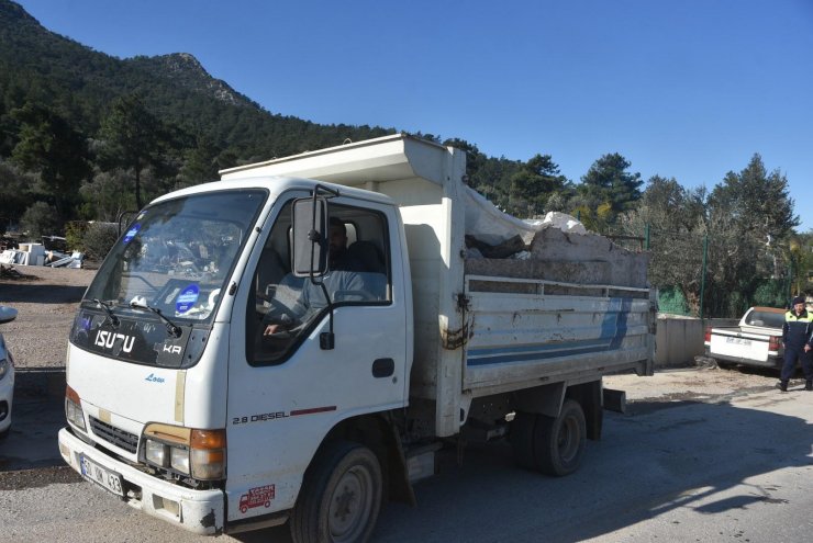 Bodrum'da hafriyat kamyonu denetimi; 1 milyon lira ceza kesildi