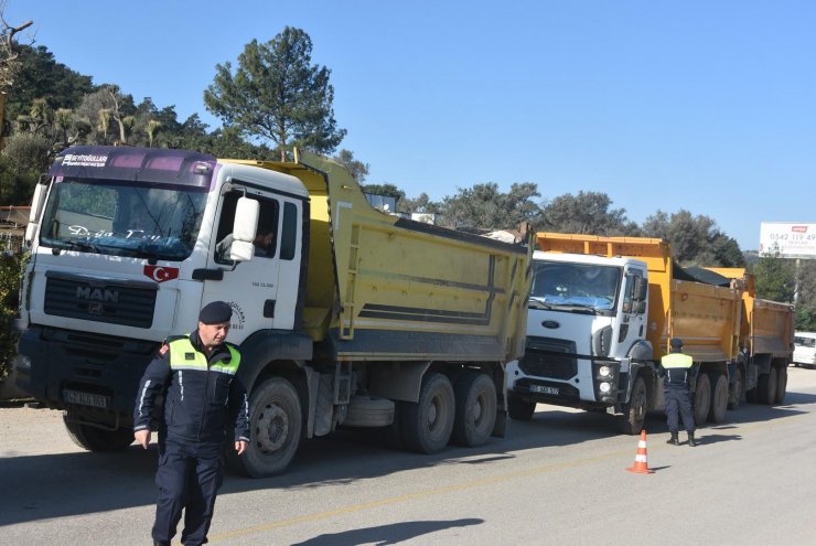 Bodrum'da hafriyat kamyonu denetimi; 1 milyon lira ceza kesildi