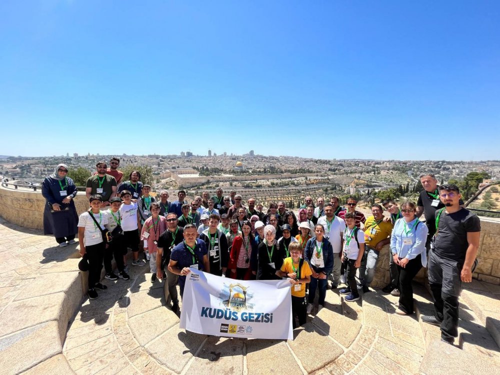 Konya'dan bin öğrenciye ücretsiz Kudüs ve Balkan gezisi