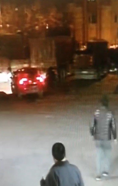 Konya'da park halindeki araçta patlama