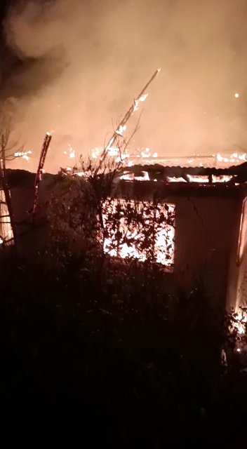 Birlikte yaşadığı yabancı uyruklu kadınla yangında öldü