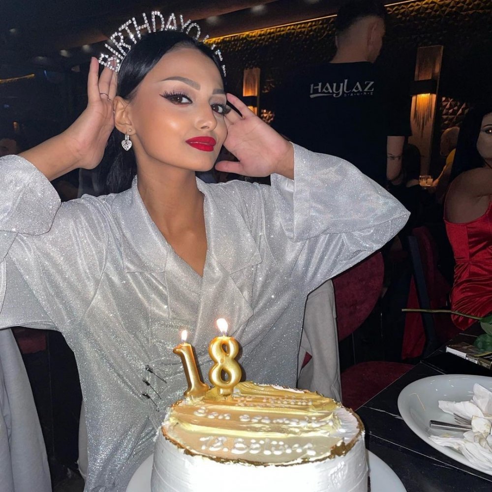 17 yaşındaki Havvanur, 2 kez yendiği kansere Dünya Kanser Günü’nde yenildi