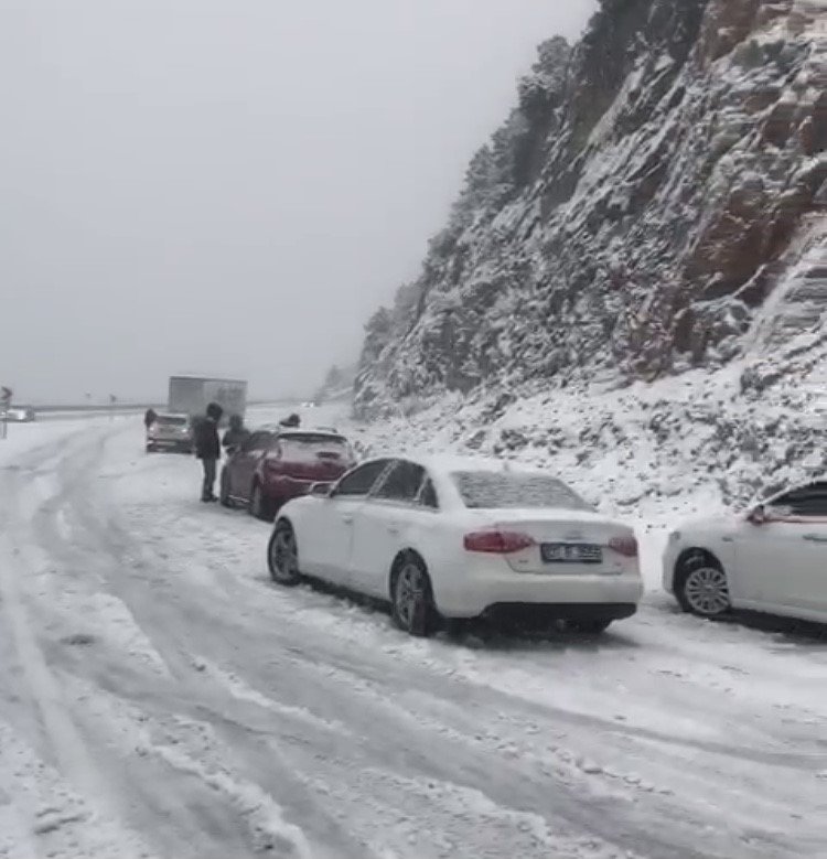 Konya-Antalya kara yolu kontrollü olarak ulaşıma açıldı
