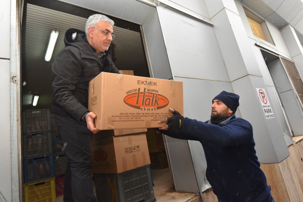 Konya'dan yardım seferberliği! Karatay Belediyesinden 100 bin ekmek