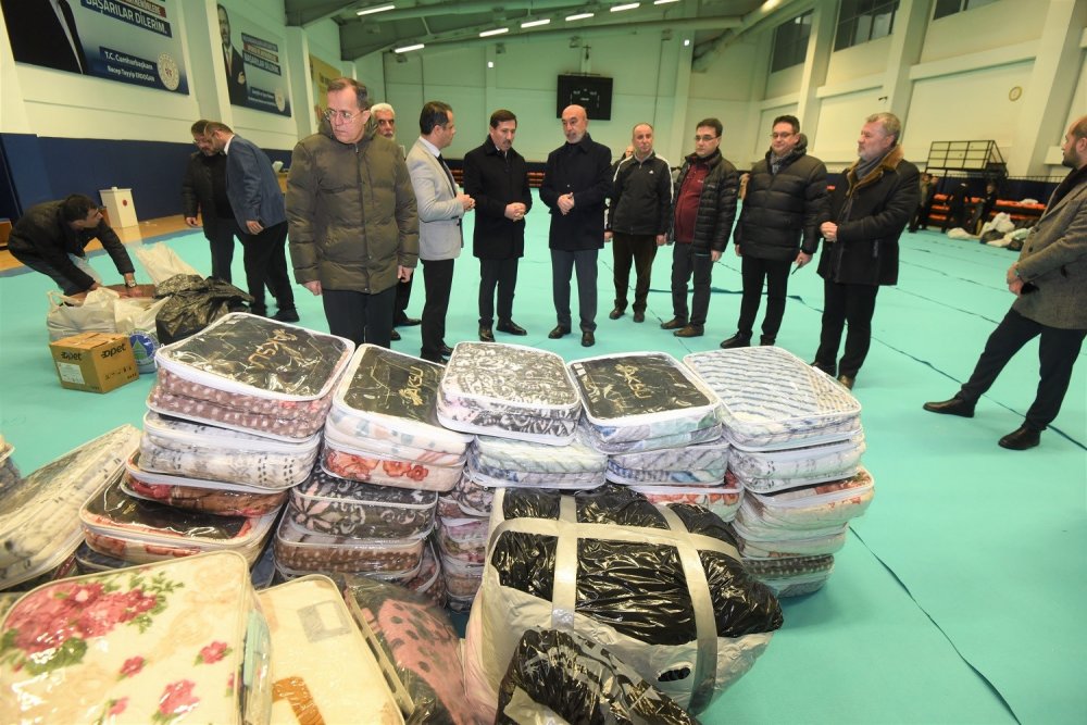 Konya'dan yardım seferberliği! Karatay Belediyesinden 100 bin ekmek