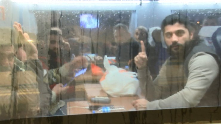 AFAD gönüllüleri YHT ile deprem bölgesine yola çıktı