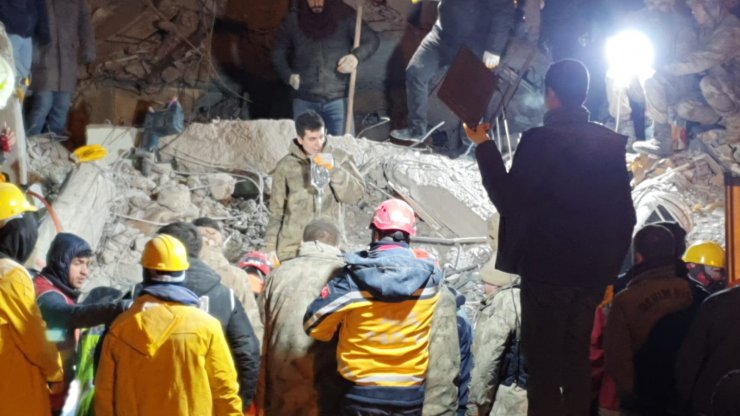 Diyarbakır’da 72 saat sonra yaşanan mucizenin adı 'Yazgül' oldu