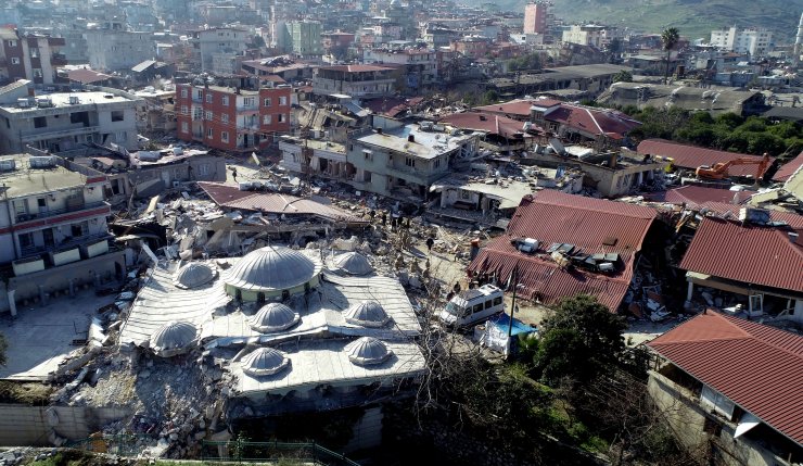 18 bin nüfuslu mahallede sağlam bina kalmadı