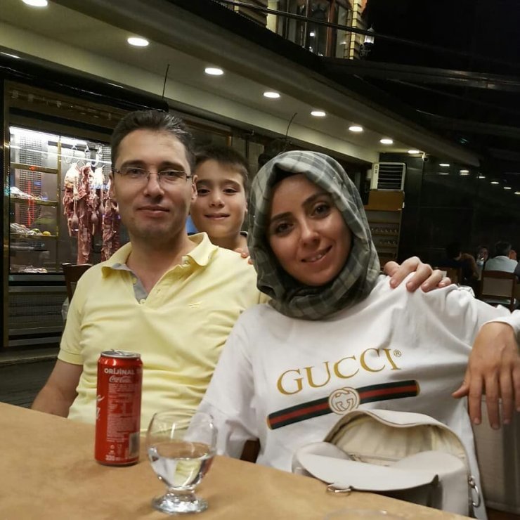 Depremde hayatını kaybeden 5 kişilik aile son yolculuklarına uğurlandı