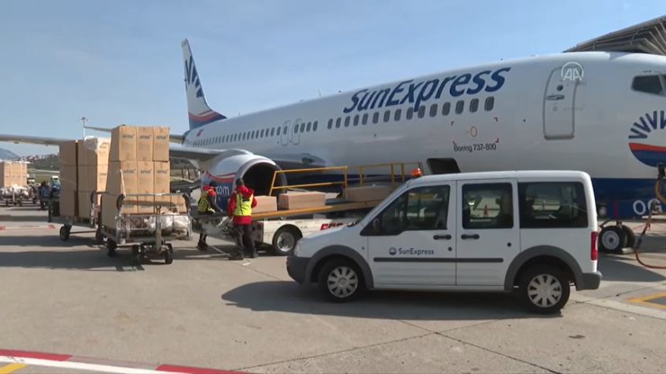 SunExpress, 89 özel uçuşla 6000 kişiyi tahliye etti