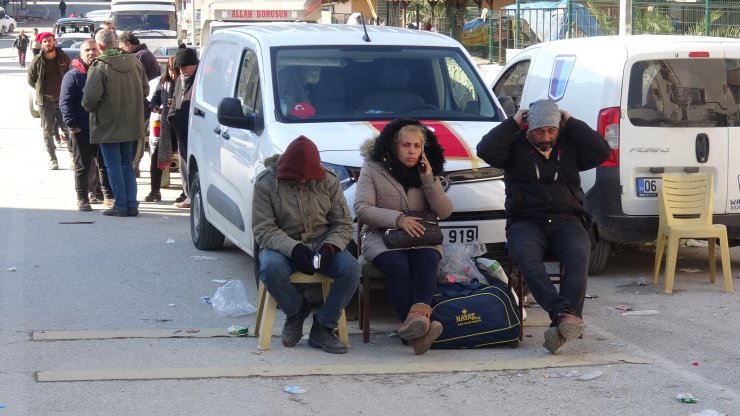 'Yaşam bitti, bizim bölgede, hepimiz başka yerlere göç etmeye çalışıyoruz'