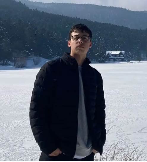 Karbonmonoksitten etkilenen çift ile kızları öldü, oğulları tedavi altında