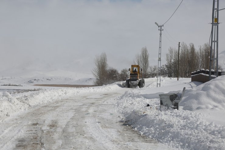 O ilde kar yağışı etkili oldu, çok sayıda yerleşim yerinin yolu kapandı