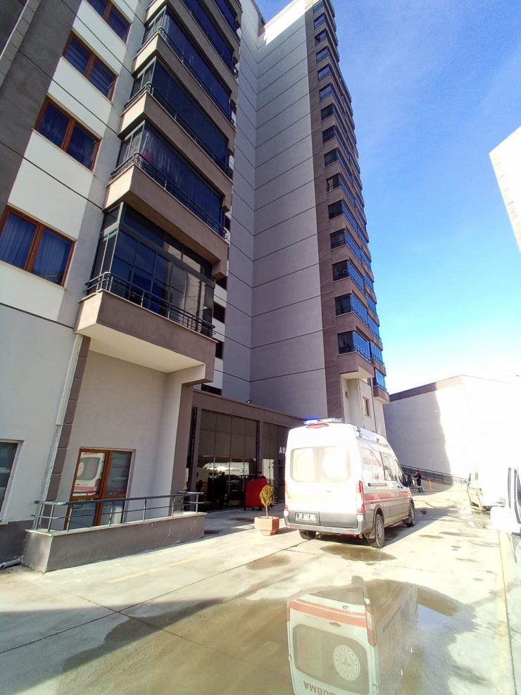 Emekli polis, tartıştığı yeğenini bıçaklayarak öldürdü