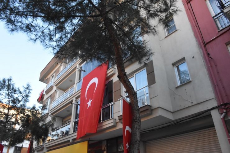 İzmir'e şehit ateşi düştü