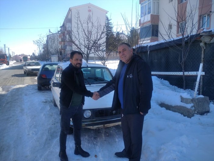 konyada-bir-fabrika-iscisi-sattigi-otomobilin-parasini-depremzedelere-bagisladi-1.jpg