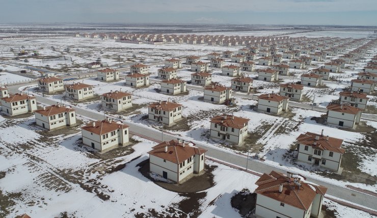 Konya’da Dedemlili 72 hak sahibi sıfır evlerini depremzedelere açtı