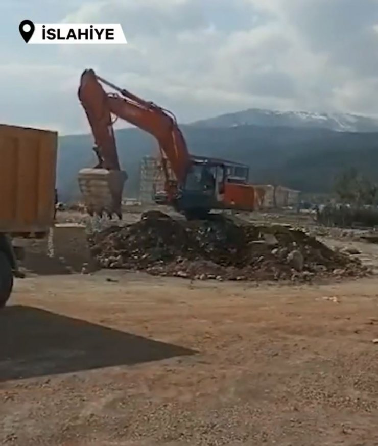 Deprem bölgesinde ilk kazma vuruldu!