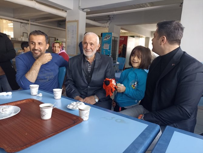 Konya Bozkır'daki depremzedelere moral ziyareti