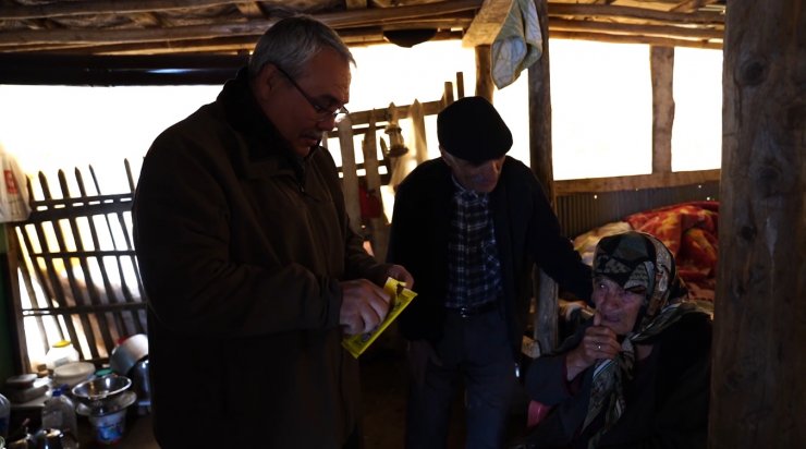 83 yaşındaki depremzede kadın, istediği pasaporta kısa sürede kavuştu