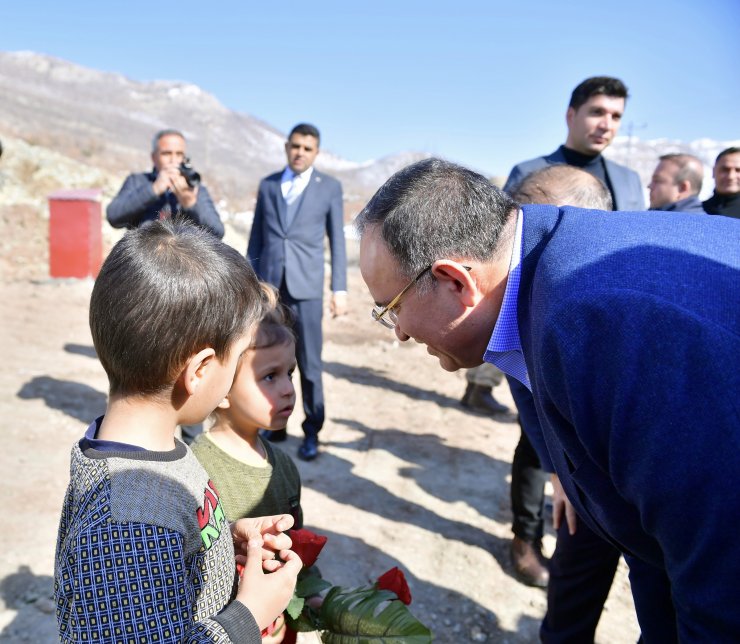 Bakan Bozdağ: Mülkiyet ihtilaflı olan konularda da ihtilafsız vatandaşa konut vereceğiz
