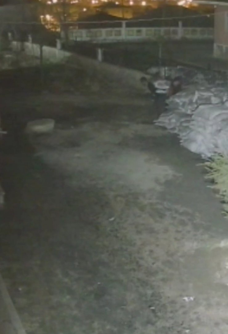 Okuldan kömür hırsızlığına 2 tutuklama