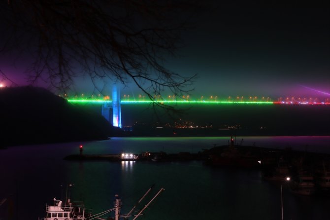 İstanbul Boğazı ile bazı ilçelerde sis etkili oldu
