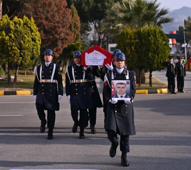 Trafik kazasında ağır yaralanan karakol komutanından acı haber