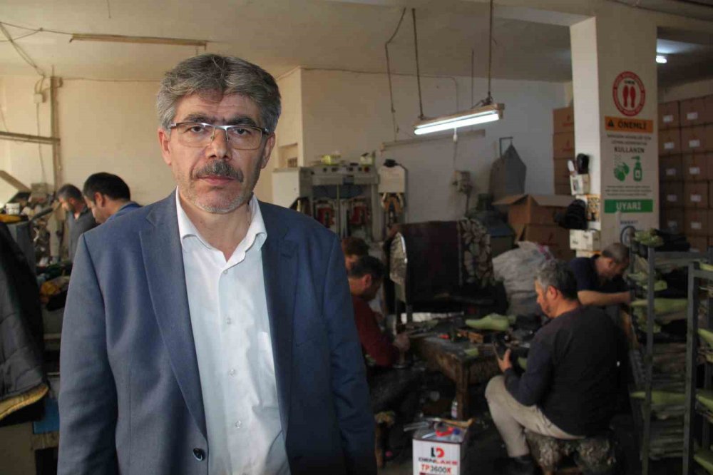 Konya'daki ayakkabı üreticileri depremzede meslektaşlarına kucak açtı