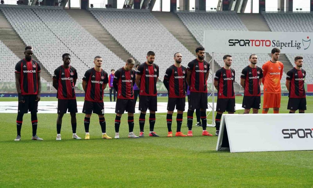 Fatih Karagümrük: 1 - Sivasspor: 1 (İlk yarı sonucu)