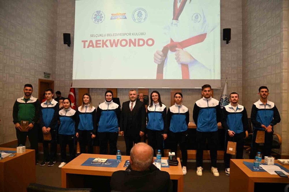 2022'de Konya'yı gururlandıran sporcular ödüllendirildi