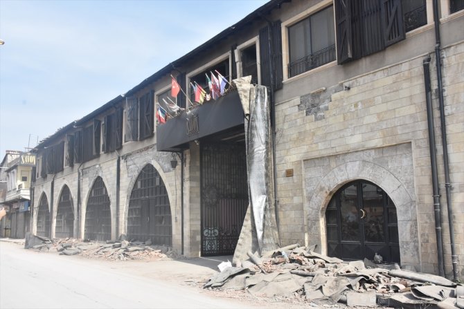 Hatay'daki tarihi 1860'lara uzanan Savon Otel depremde ayakta kaldı