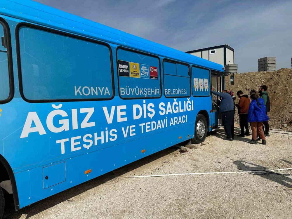 Konya mobil gözlük ve diş araçları Hatay'da depremzedelere derman oluyor