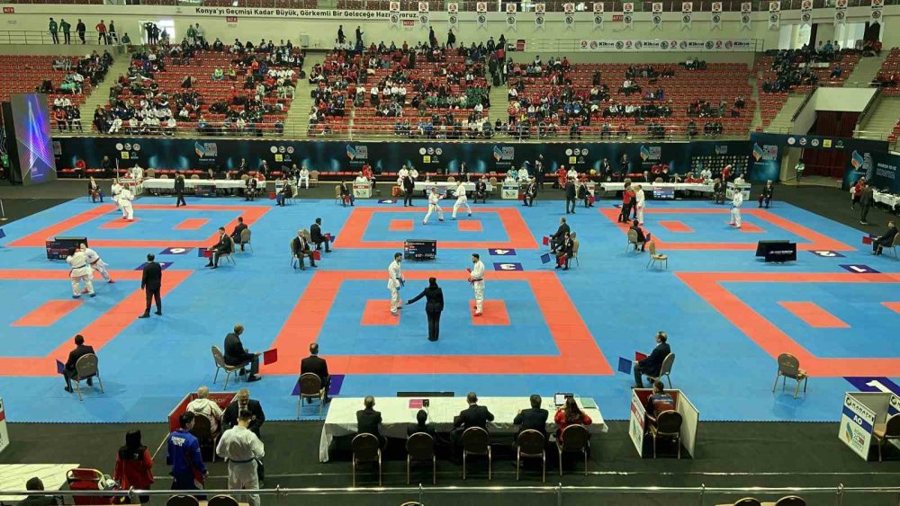 Konya’da Karate 1-Series A müsabakaları Konya'da başladı