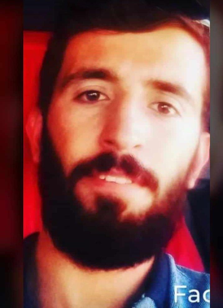 Otomobille kamyonetin çarpıştığı kazada baba ve oğlu hayatını kaybetti