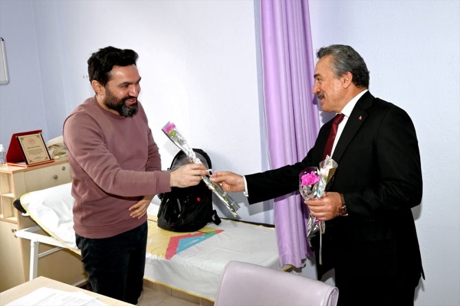 Seydişehir Belediye Başkanı Tutal, sağlık çalışanlarını ziyaret etti