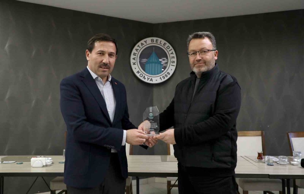 "Tüm Türkiye Konya'yı ve Konya belediyelerini konuşuyor"