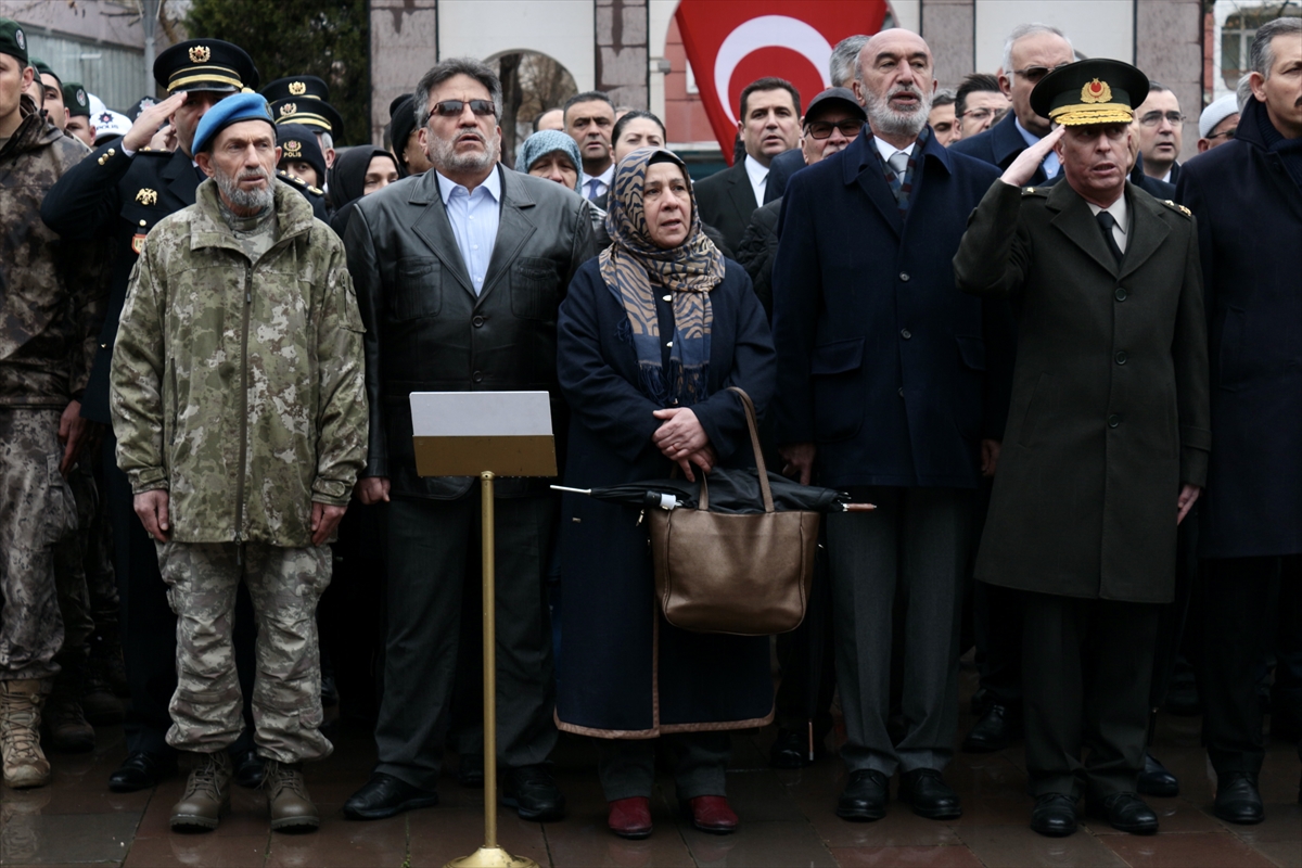 aa-20230318-30605502-30605500-18-mart-sehitleri-anma-gunu-ve-canakkale-deniz-zaferinin-108-yil-donumu.jpg