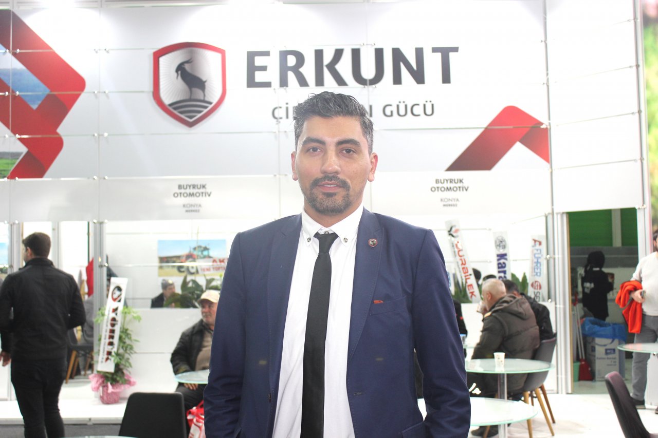 turk-ciftcisine-yerli-hizmet-erkunt-traktor-omer-ertug.jpg