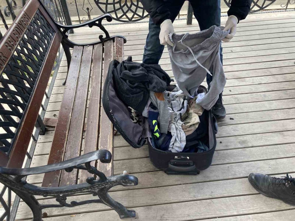 Burdur’da şüpheli çanta fünye ile patlatıldı