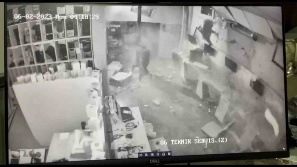 Depremin yeni görüntüleri ortaya çıktı