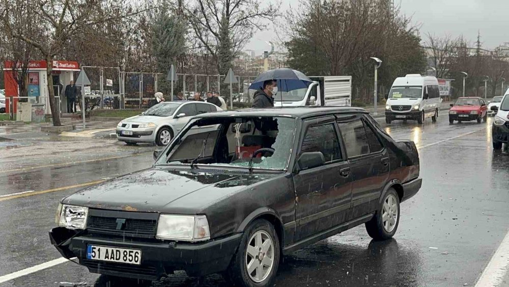 Elazığ’da otomobilin çarptığı çocuk yaralandı
