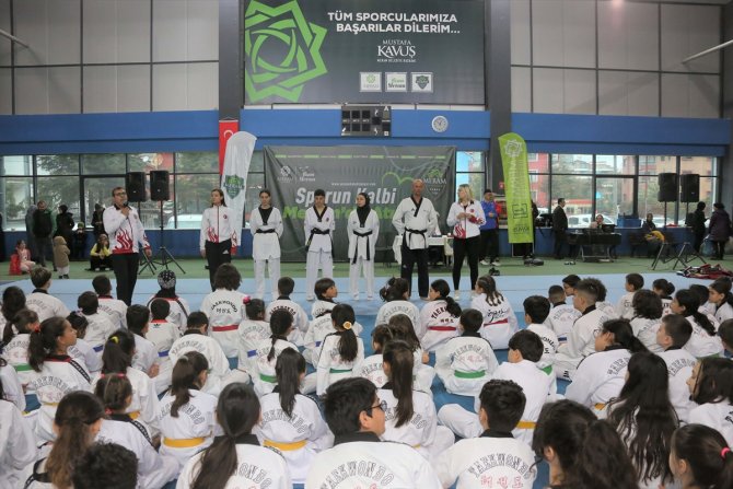 Konya'da 170 tekvando sporcusunun kuşak terfi heyecanı