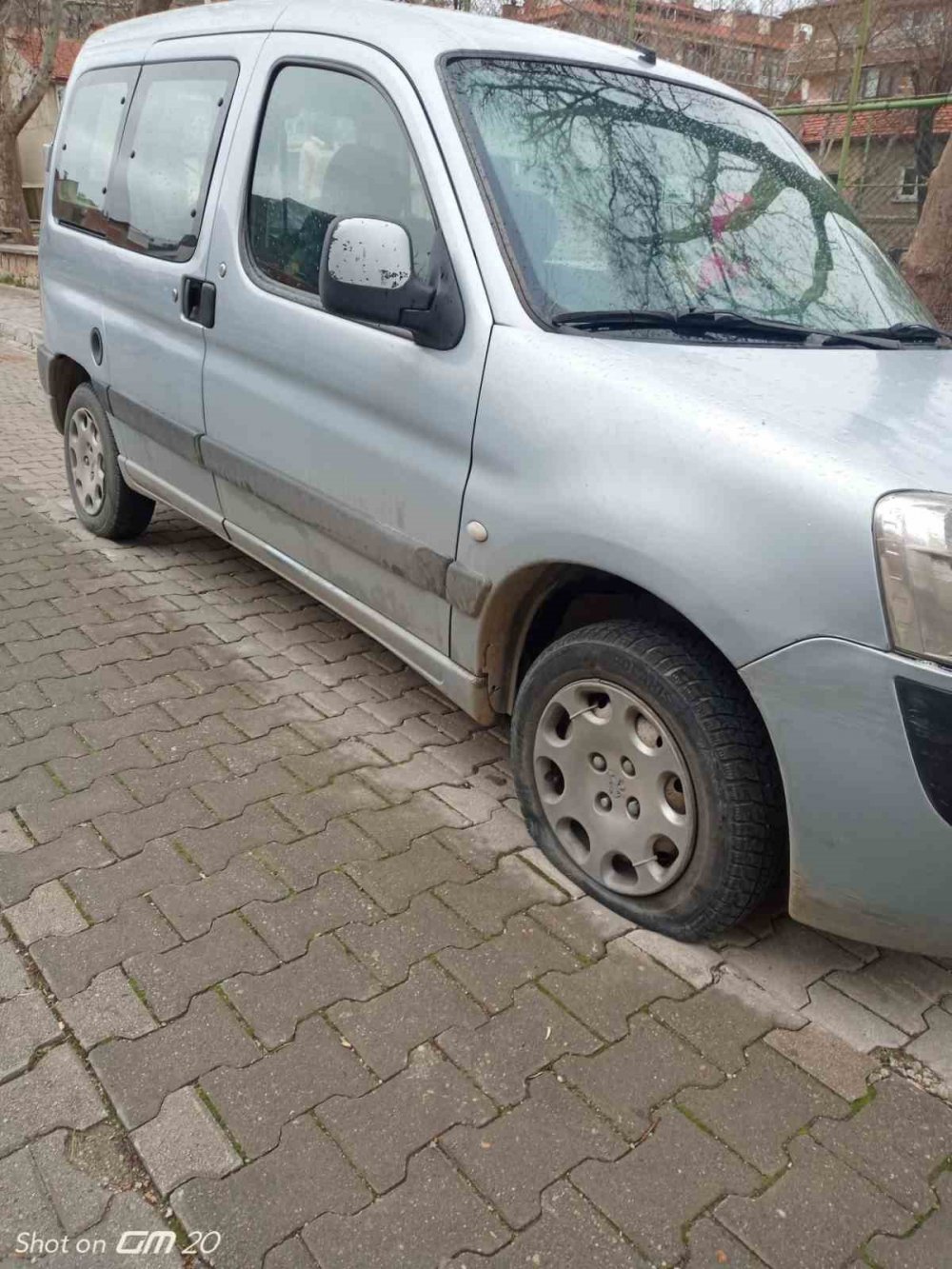 Sabah uyanan araç sahipleri büyük şok yaşadı!