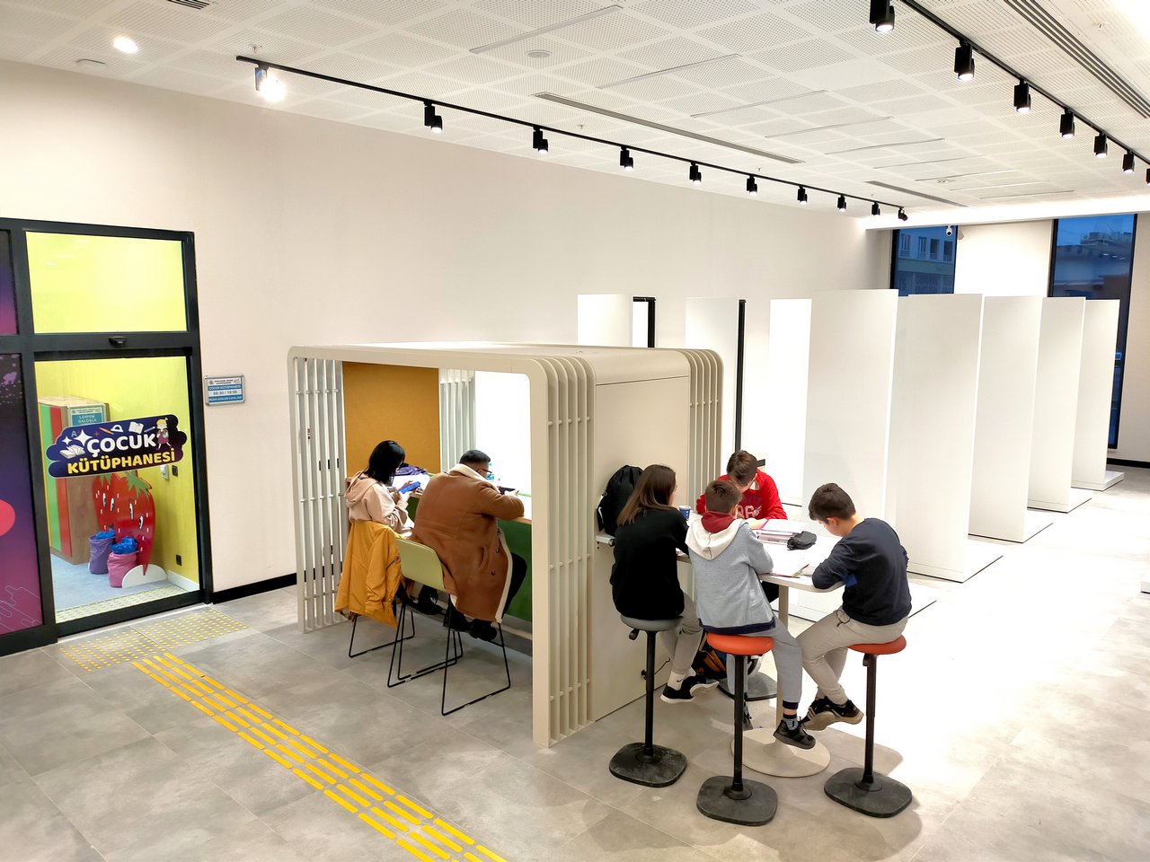 konya-bosna-yeni-nesil-sehir-kutuphanesi-10.jpg