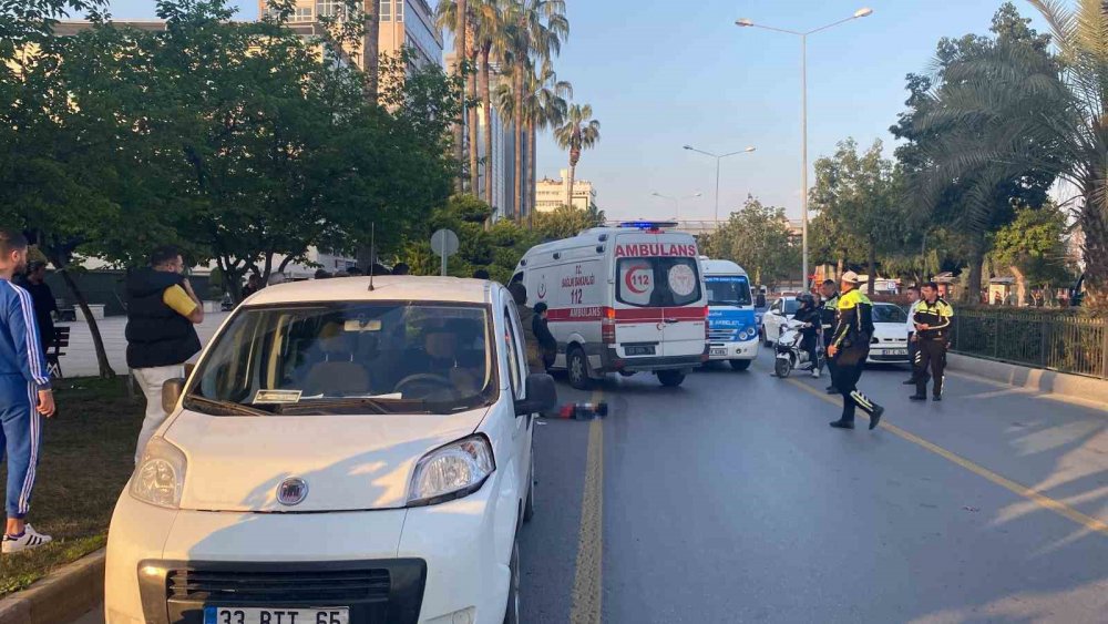 Otomobilin çarptığı çocuk hayatını kaybetti