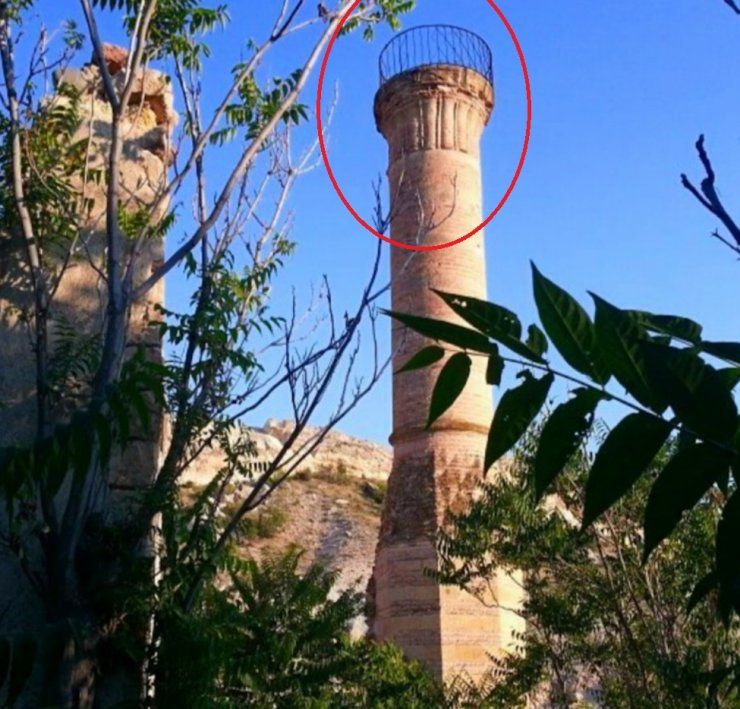 Harabe hale gelen tarihi camiden hırsızlık