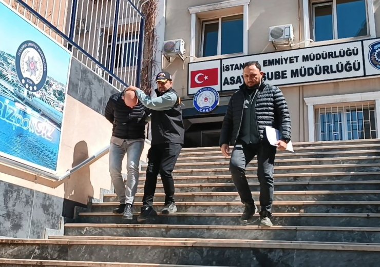 Kendinisini polis olarak tanıtarak 720 bin lira dolandırdı